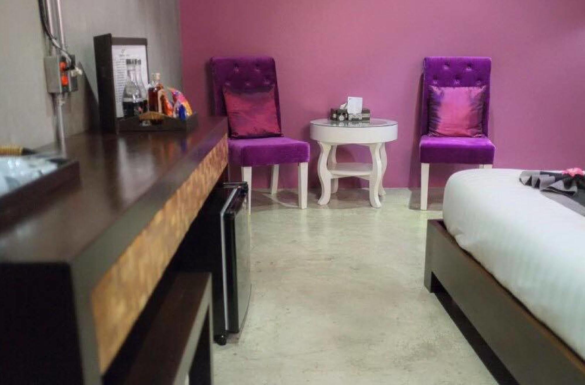 Thapae Loft Ξενοδοχείο Τσιάνγκ Μάι Εξωτερικό φωτογραφία