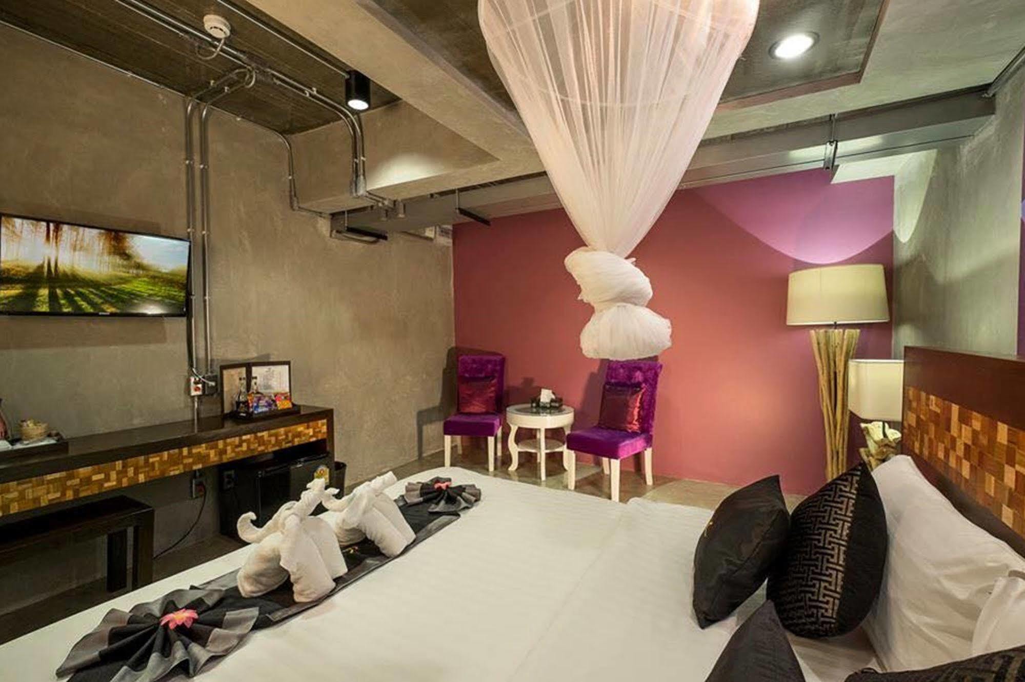 Thapae Loft Ξενοδοχείο Τσιάνγκ Μάι Εξωτερικό φωτογραφία