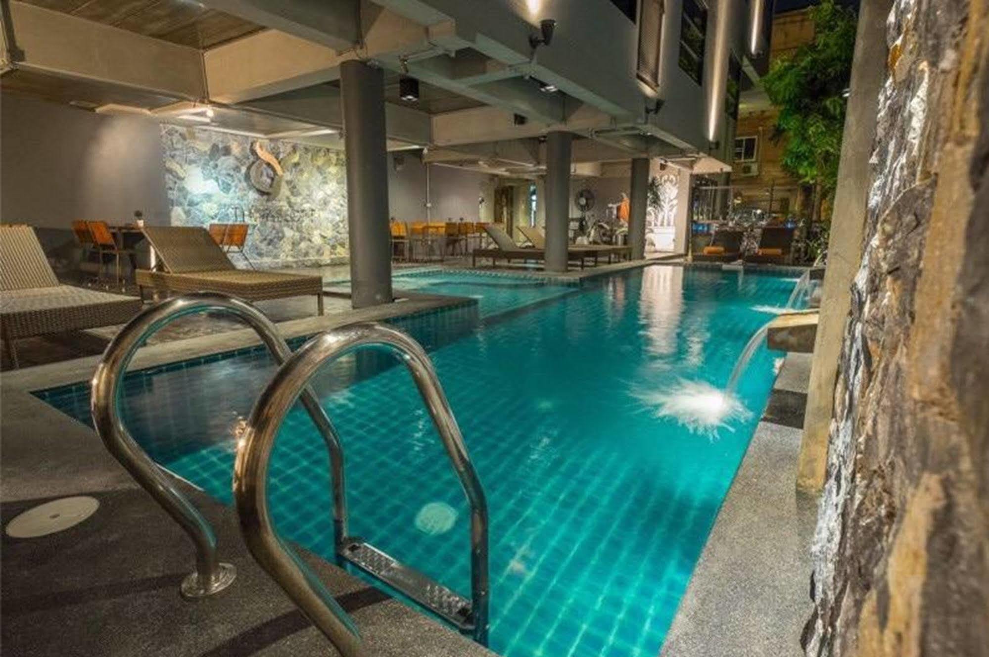 Thapae Loft Ξενοδοχείο Τσιάνγκ Μάι Εξωτερικό φωτογραφία